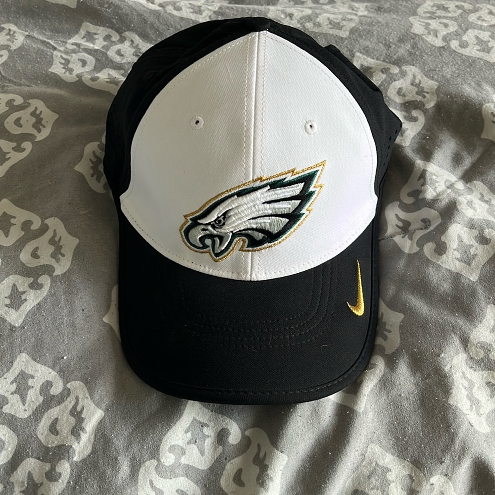 Eagles hat